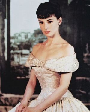 Audrey Hepburn in Roman Holiday 1953 Paramount - Designer Edith Head.jpg